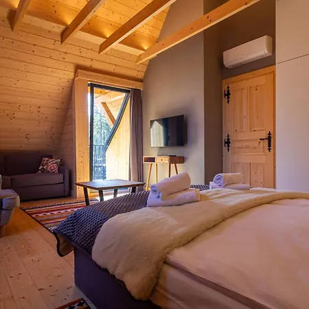 Enklawa Natura Vakantiehuis *